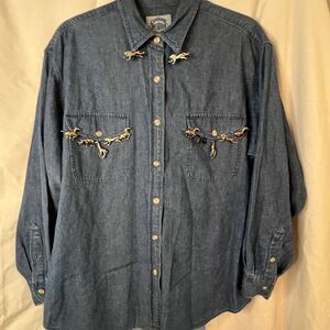 Cambridge Dry goods denim‎ button down shirt with safari animal charms Size 10